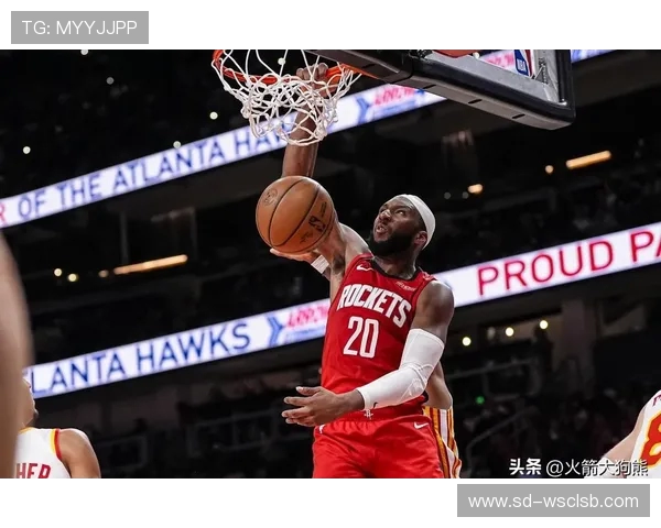 乌度卡称赞亚当斯牵制三人卡位助攻外线火力全开带动球队进攻空间